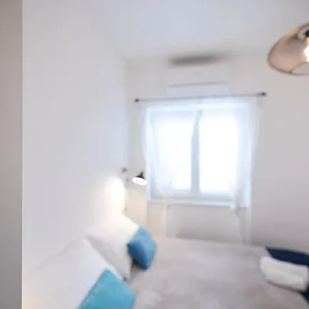 Lopwi Old Town Ground Floor