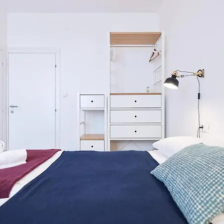 Lopwi Old Town Ground Floor Guest house Zadar