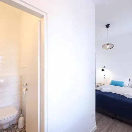 Gostinjska kuća Lopwi Old Town Ground Floor