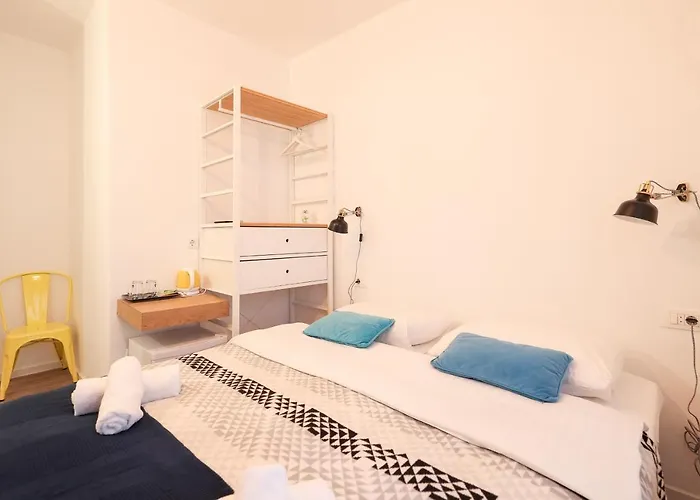 Lopwi Old Town Ground Floor Гостевой дом Задар